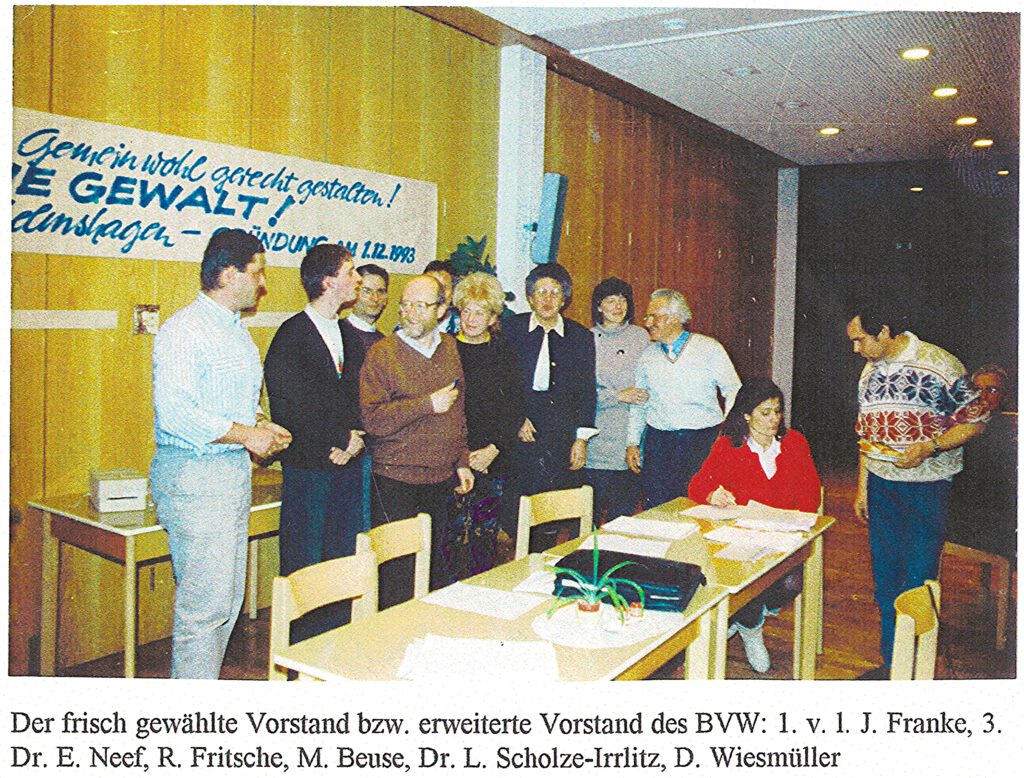 erster-Vorstand-1993-1024x778